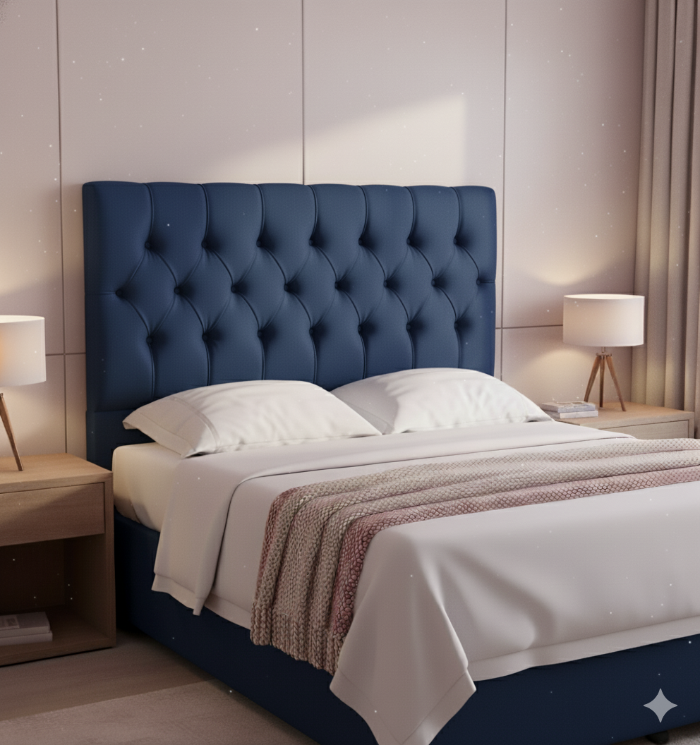 Cabeceira estofada em quarto clean